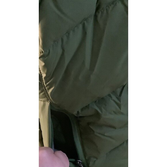 LL Bean Puffer Vest Womens Medium Green Goose Down Mountain Classic Full-Zip - Picture 3 of 6